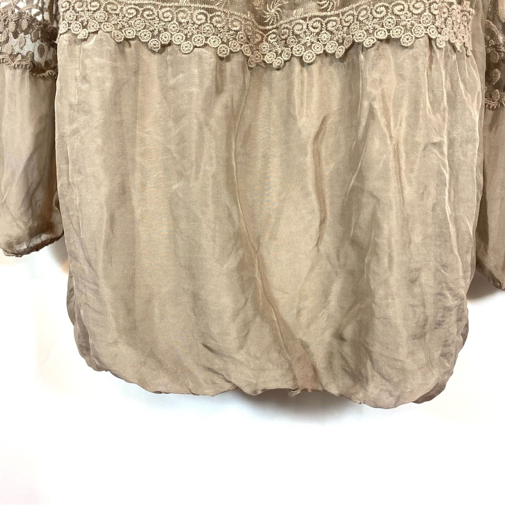 LOLA Italy Silk Blend Taupe Lace Pullover Blouse - Picture 6 of 9